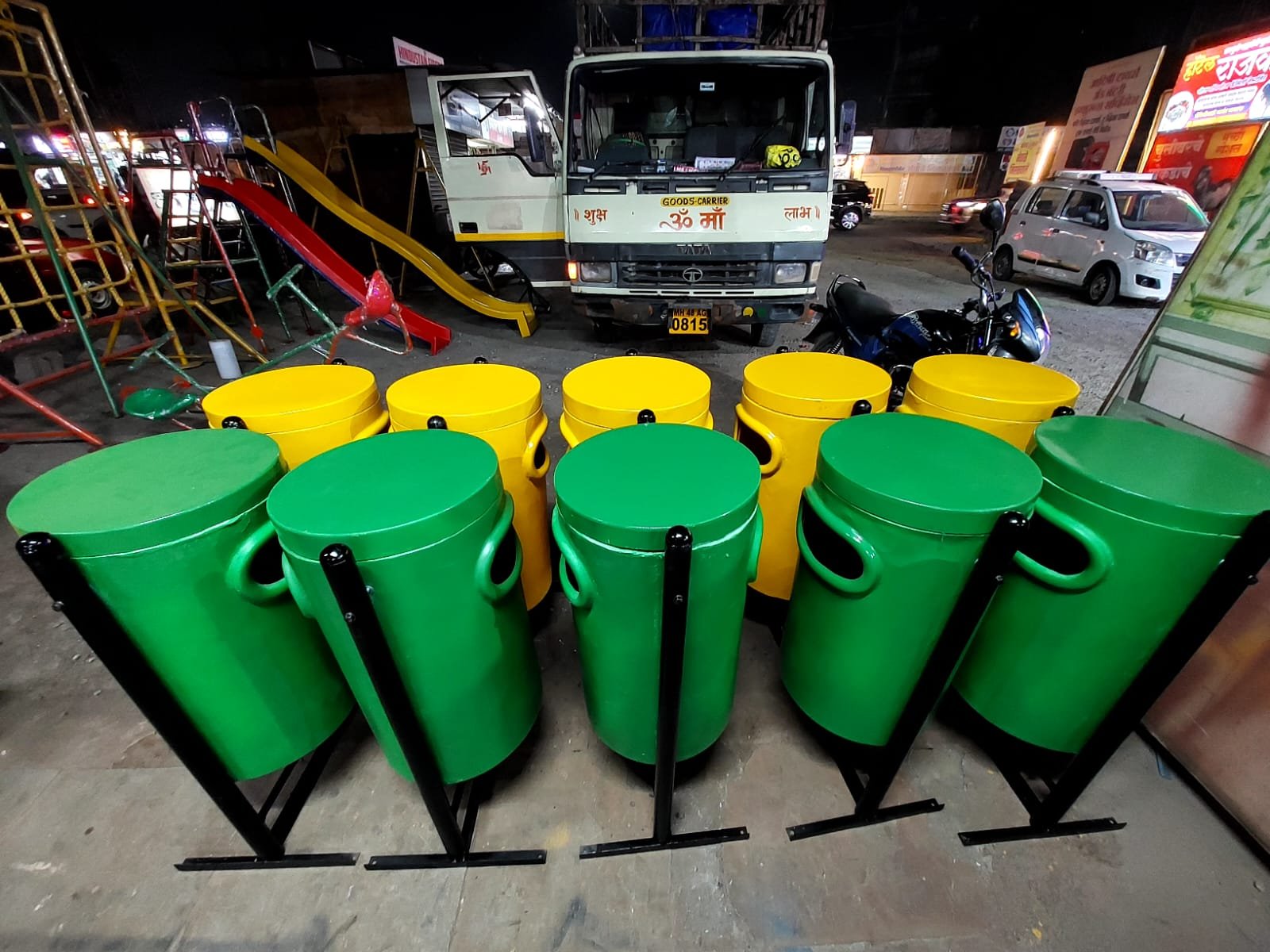 dustbin View 2