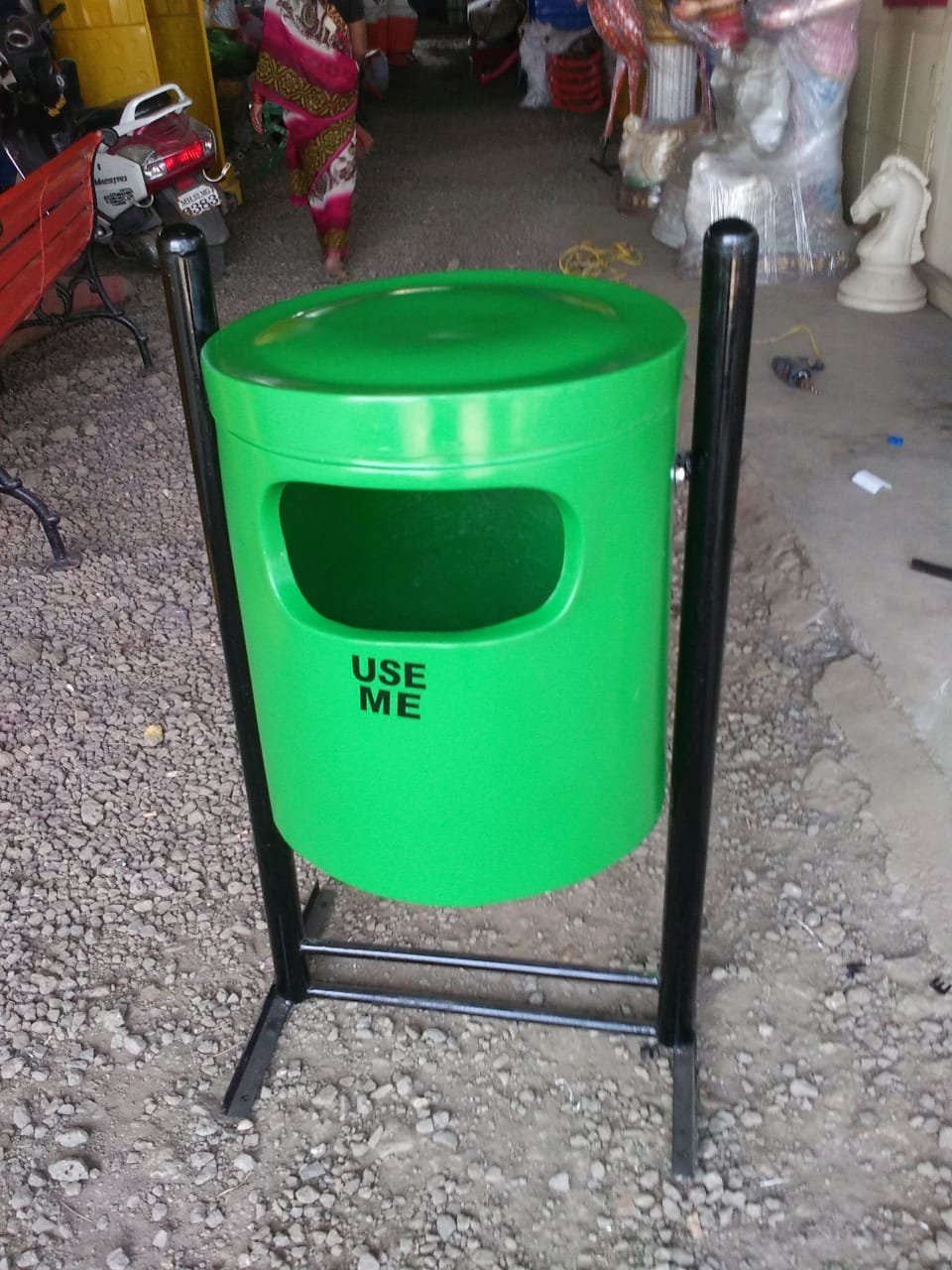 FRP Cylindrical Dustbin