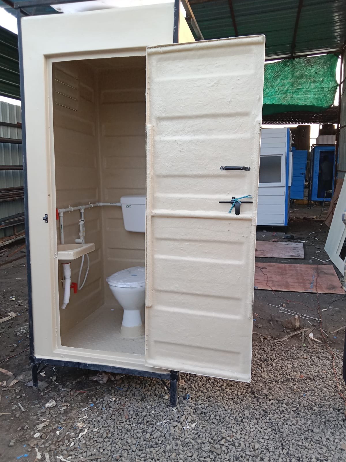 FRP Executive Toilet